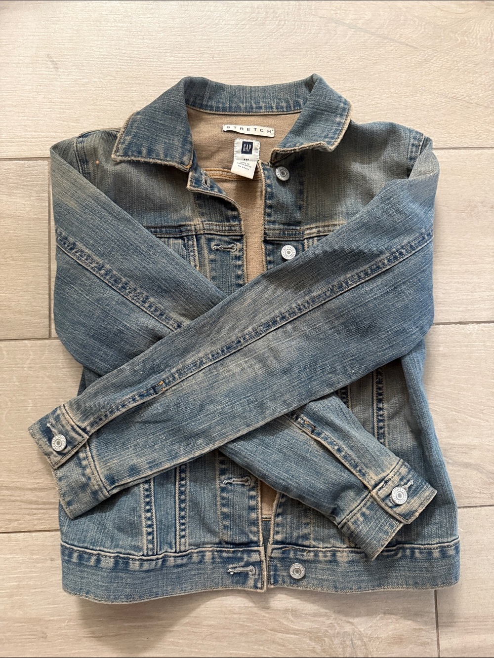 GAP Rustic Denim Jacket - Picture 2 of 4